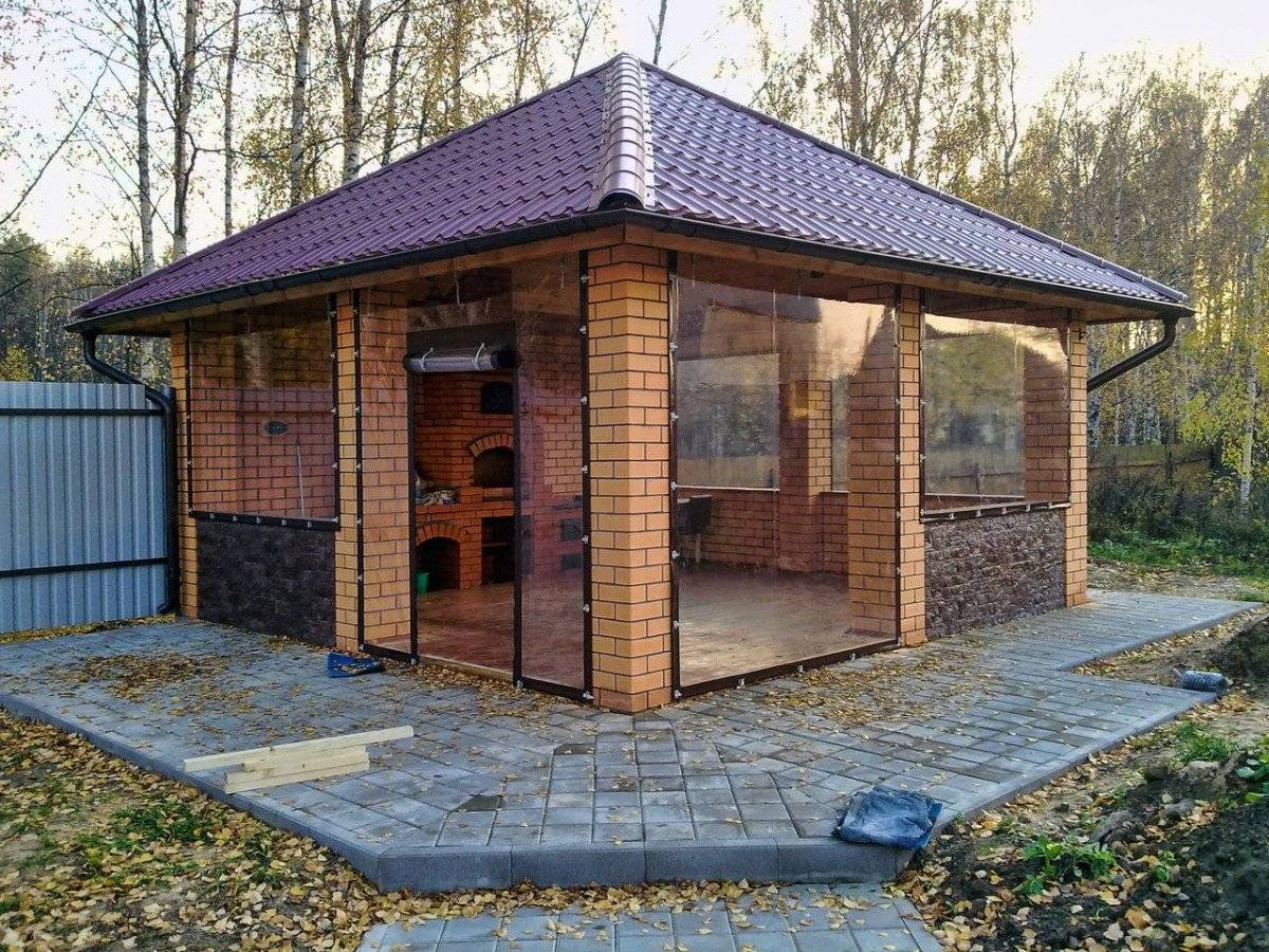Кирпичная беседка с мангальной зоной